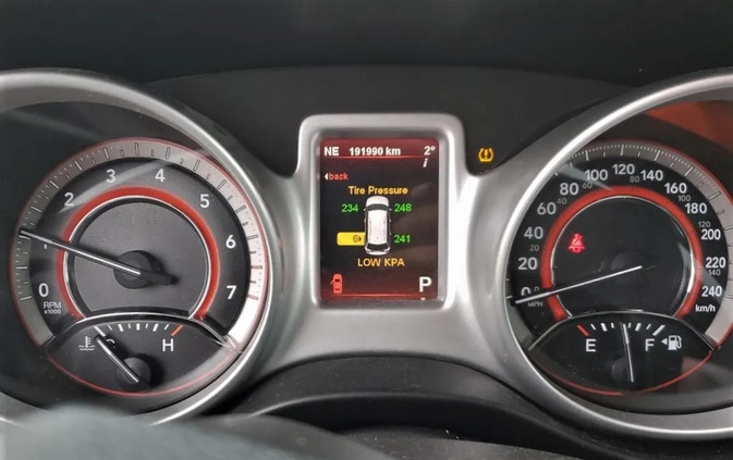 Dodge Journey cena 28900 przebieg: 119297, rok produkcji 2013 z Jedlicze małe 67